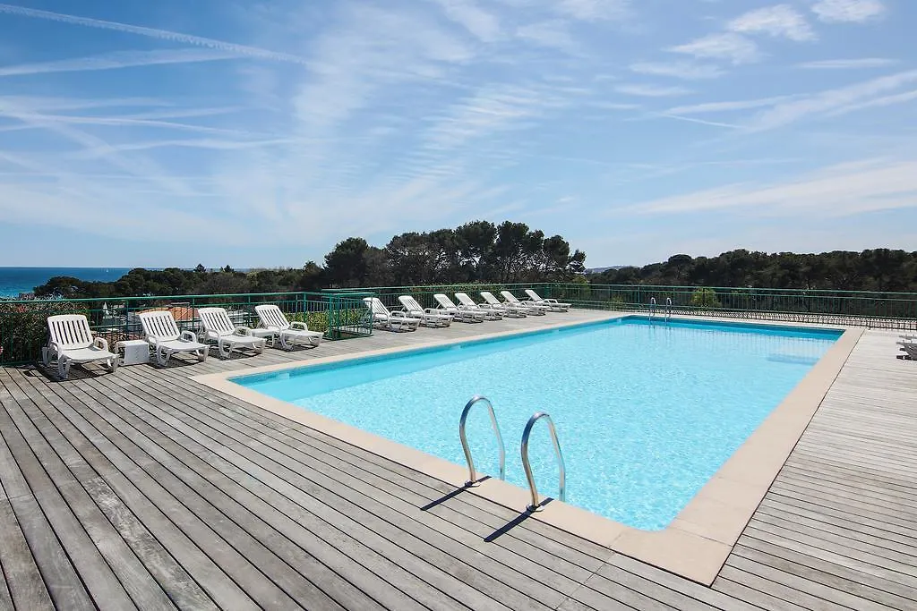 Inter-Hotel Sea Side Park Villeneuve-Loubet Aparthotel