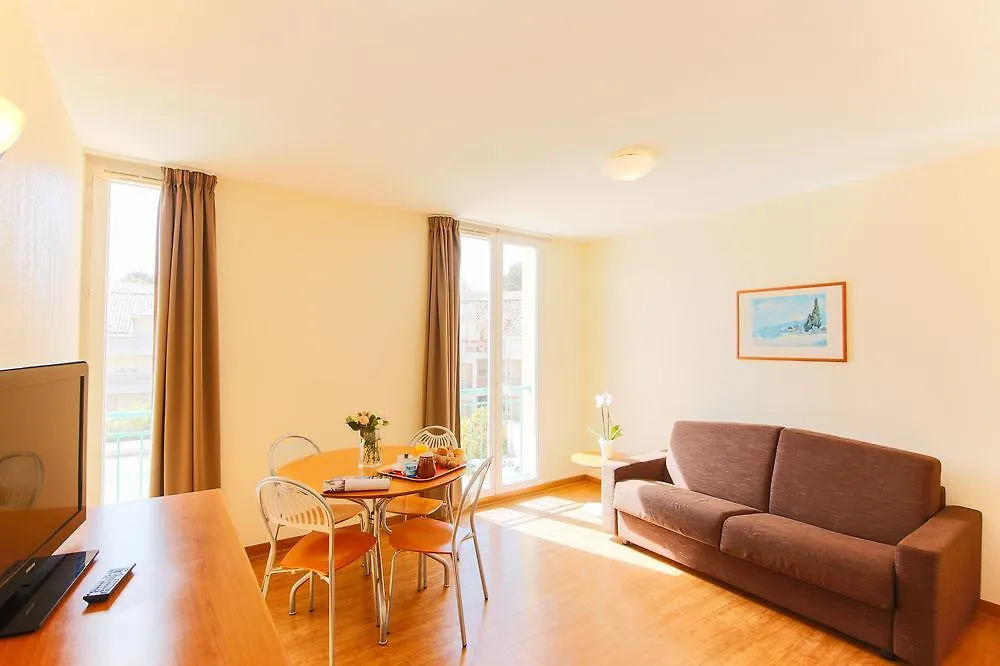 Inter-Hotel Sea Side Park Villeneuve-Loubet France
